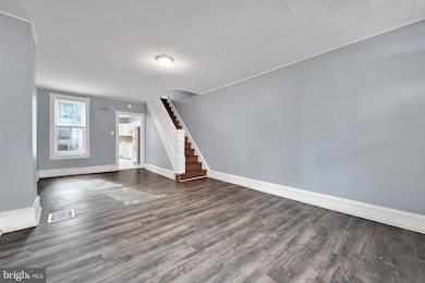 1634 Muhlenberg St, Reading, PA 19606 - photo 4