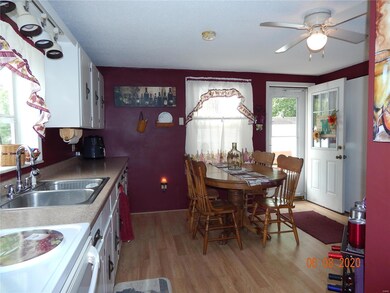 205 E Emily St, Freeburg, IL 62243 - photo 2