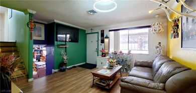 LOTS OF NATURAL LIGHT