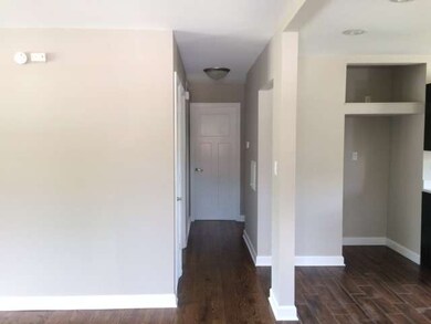 unlisted-address, Aurora, IL 60506 - photo 4