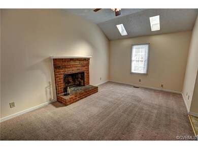 Spacious Family Room