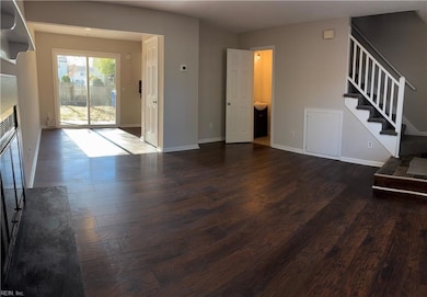 923 Captains Ct, Chesapeake, VA 23320 - photo 4