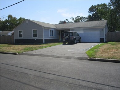 10 Robin Hood Dr, Riverside, RI 02915 - photo 5