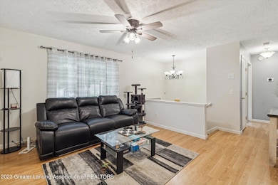 02-5983-Cypress-St-Haslett-MI-48840-Wind