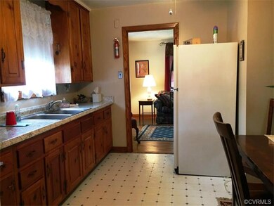 Kitchen with new counter tops