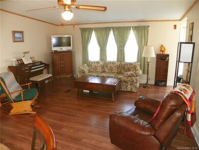 221 Cranbrook Cir unit 19, Hendersonville, NC 28792 - photo 7