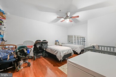 Harborview Towers unit 204, Baltimore, MD 21230 - photo 4