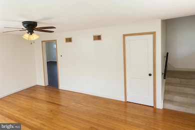 816 Margaret St, Reading, PA 19611 - photo 4