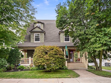 37 Pomfret St, West Roxbury, MA 02132 - photo 3