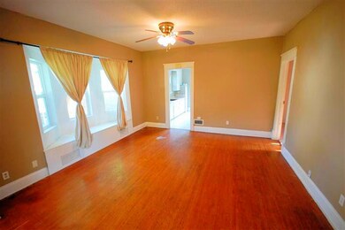 Living Area (2)