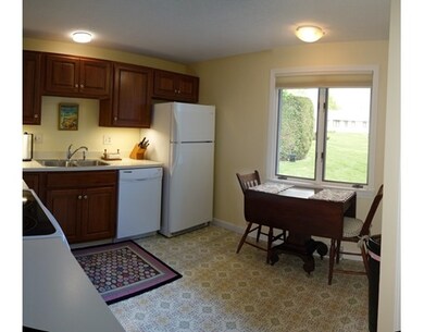 22 Mcintosh Dr, Amherst, MA 01002 - photo 6