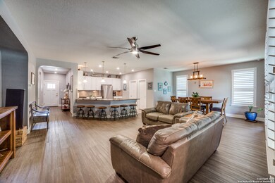 11311 Red Oak Turn, Helotes, TX 78023 - photo 3