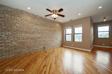 4824 N Hoyne Ave unit 4, Chicago, IL 60625 - photo 2