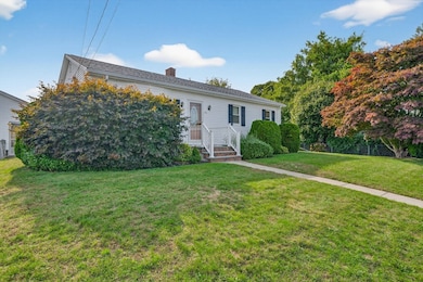174 Rogers St, South Dartmouth, MA 02748 - photo 4