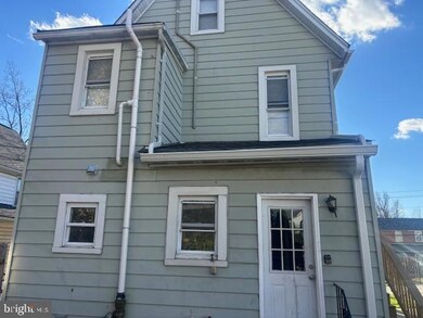 3802 Parkside Dr, Baltimore, MD 21206 - photo 2