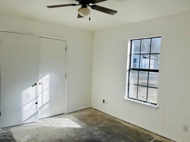 300 Smith St, Bonham, TX 75418 - photo 7