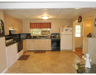 954 Court St, Brockton, MA 02302 - photo 6