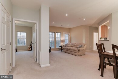 7559 Stoney Run Dr unit 203, Hanover, MD 21076 - photo 2