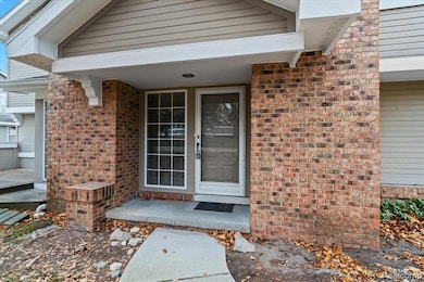 6798 Andiron Ct, West Bloomfield, MI 48322 - photo 3