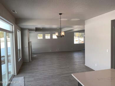 Open family room, kitchen and dining