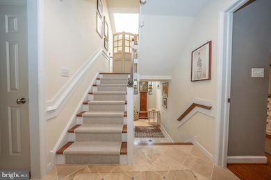 8 Sugar Knoll Dr unit 8, Devon, PA 19333 - photo 5