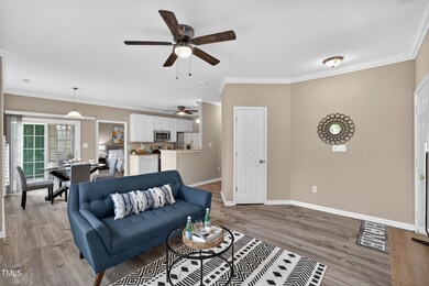 2213kudrowln-interior-3