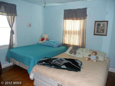 8903 Marquis Ln, Clinton, MD 20735 - photo 7