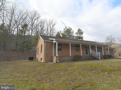 4300 Cold Run Valley Rd, Berkeley Springs, WV 25411 - photo 2