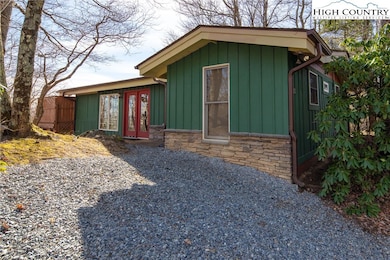 280 Chinkapin Ridge, Seven Devils, NC 28604 - photo 3