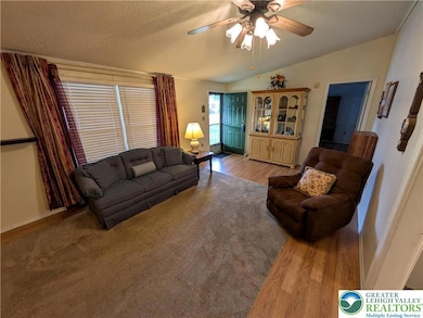 43 David Dr, Walnutport, PA 18088 - photo 7