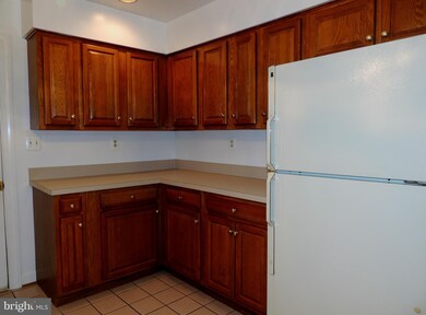 7607 Mccloud Ct, Lorton, VA 22079 - photo 2