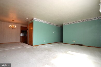 4540 Stricker Rd, Harrisburg, PA 17111 - photo 5