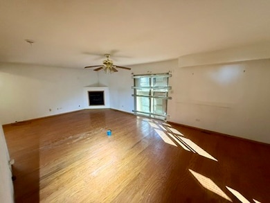 15826 Central Park Ave, Markham, IL 60428 - photo 6