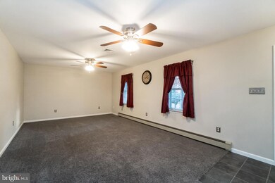 1053 Hilltop Rd, Leesport, PA 19533 - photo 6