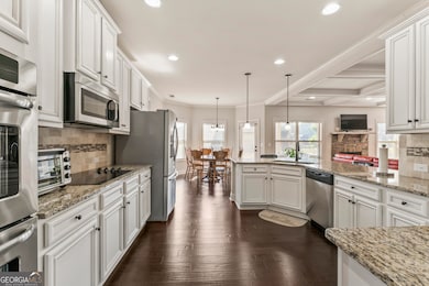 7004 Becca Ln, Locust Grove, GA 30248 - photo 7