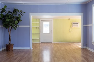 418 W Austin St, Bellville, TX 77418 - photo 5