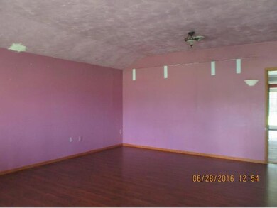 3581 W Jackson St, Napoleon, IN 47034 - photo 2