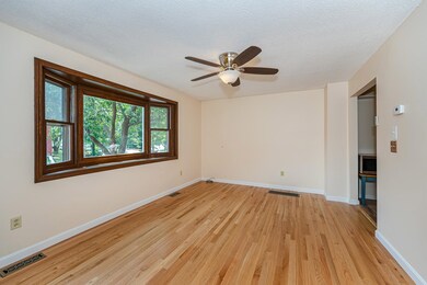 44 Gillis St unit D, Nashua, NH 03060 - photo 3