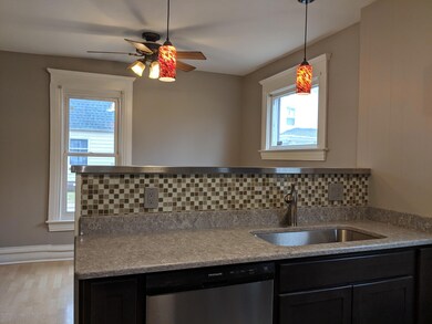 919 N Pine St, Lansing, MI 48906 - photo 5