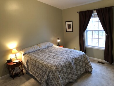 1250 W Adams Hill Cir unit 302, Bloomington, IN 47403 - photo 6