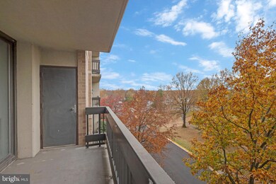 Skyline Square North and South unit 511N, Baileys Crossroads, VA 22041 - photo 5