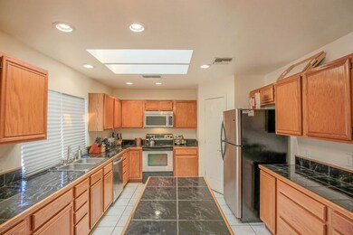 3010 W Sahuaro Dr Phoenix AZ 85029 X-8