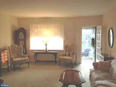 3522 Chippendale St, Philadelphia, PA 19136 - photo 5