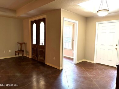 HONDURAS ENTRANCE WITH OFFICE DOORS