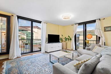 Tower Condominium at Cityplace unit 402, West Palm Beach, FL 33401 - photo 4