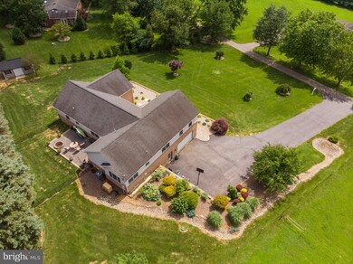 9154 Myersville Rd, Myersville, MD 21773 - photo 5