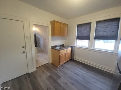 68 Huntington Terrace unit 3, Newark, NJ 07112 - photo 5