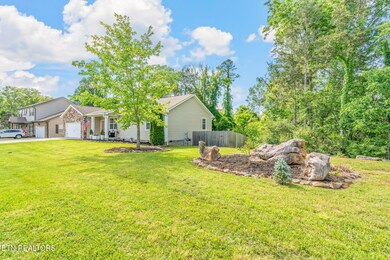 6-web-or-mls-207 Alexis Lane-7