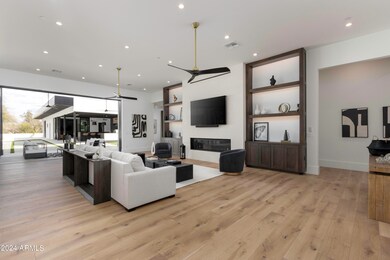 11267-GreatRoom