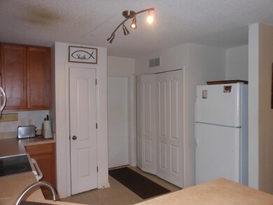 7735 Playschool Ln, Jacksonville, FL 32210 - photo 5